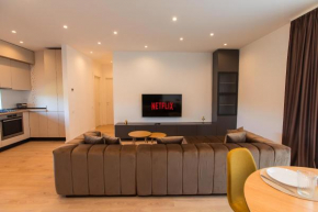 Roots Three I 1 BR apartment with lakeview in Sisesti